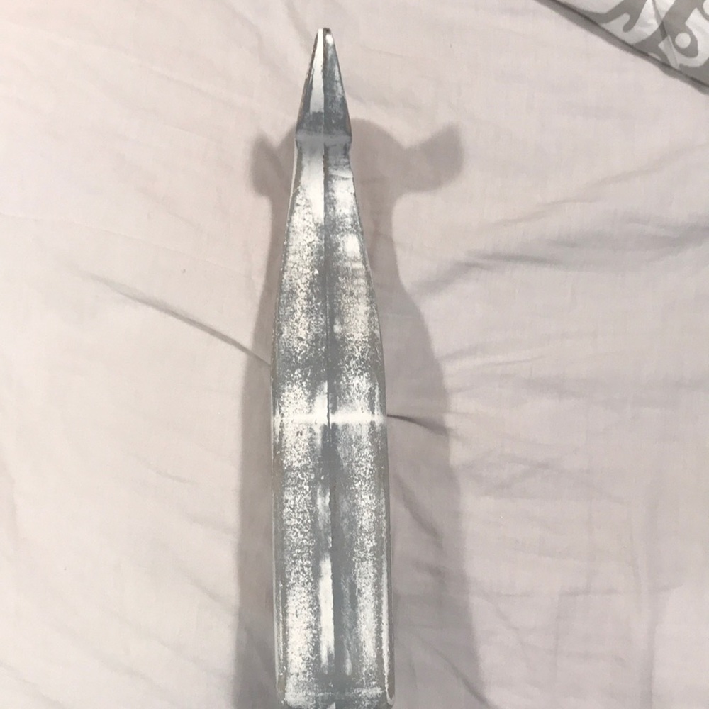 Rustic Whale Decor - Picture 3 of 4